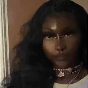 Meet your Posher, Lashavia